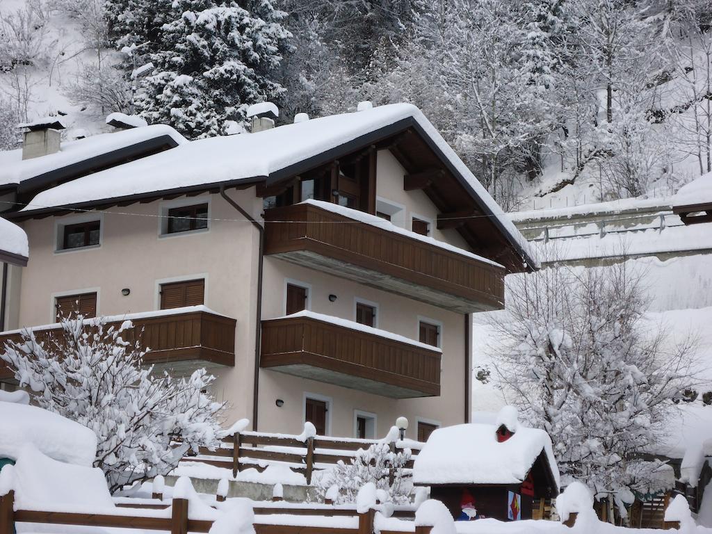 Ferienwohnung Casa Grazia Isolaccia Exterior foto